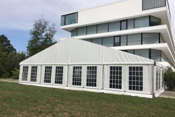 8fc1db43-a921-43a5-a5ad-4190cfdcdec0